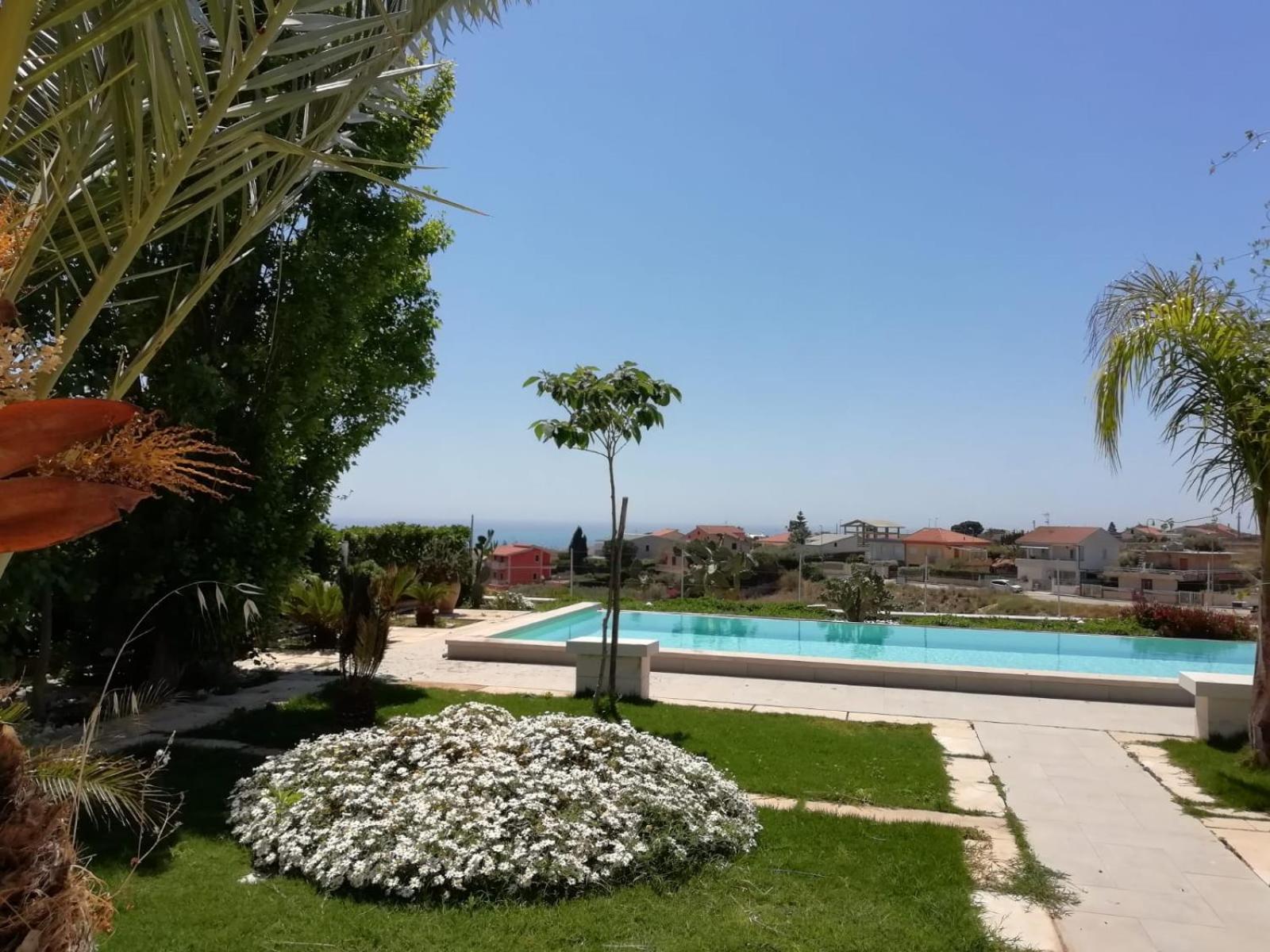 מרינה די רגוזה Villa Eleonora מראה חיצוני תמונה