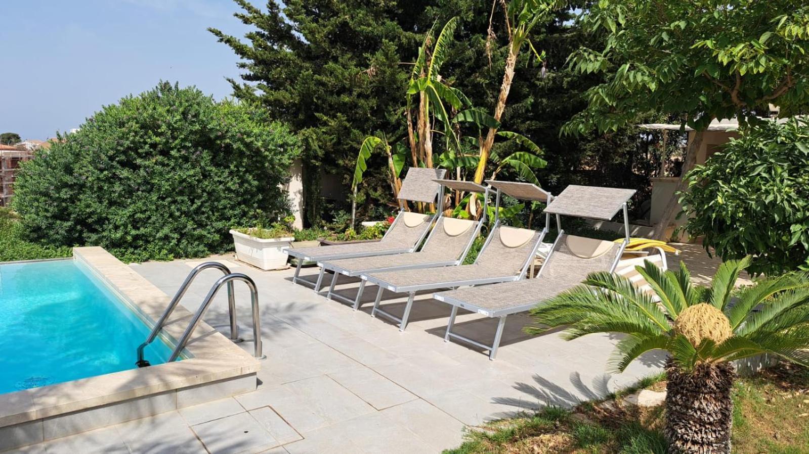מרינה די רגוזה Villa Eleonora מראה חיצוני תמונה