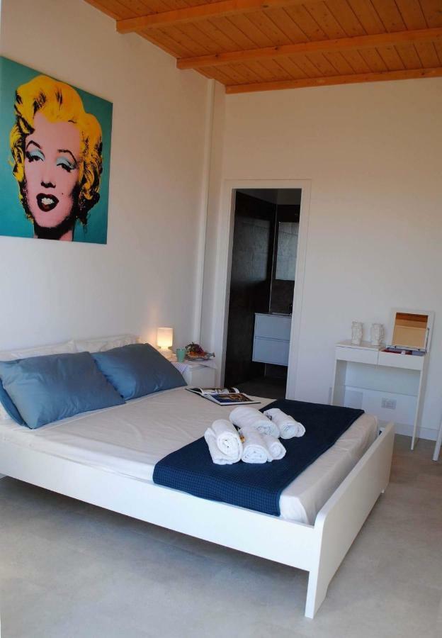 מרינה די רגוזה Villa Eleonora מראה חיצוני תמונה