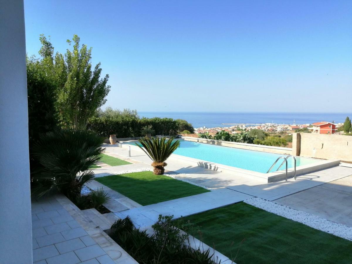 מרינה די רגוזה Villa Eleonora מראה חיצוני תמונה