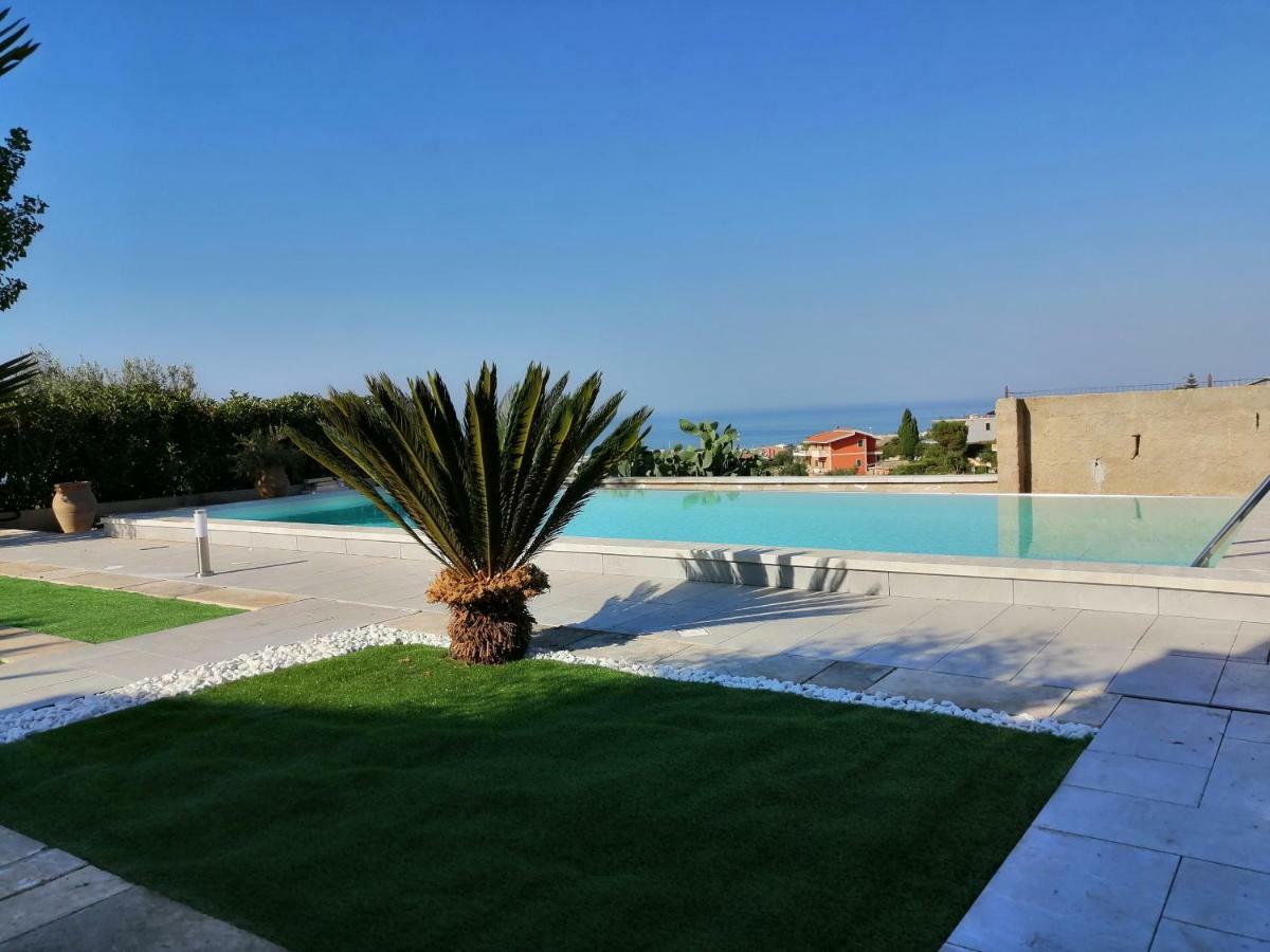 מרינה די רגוזה Villa Eleonora מראה חיצוני תמונה